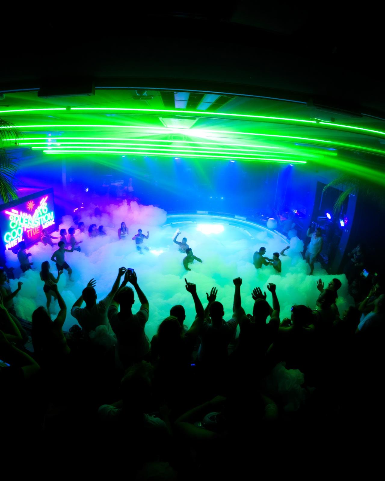 FOAM PARTY